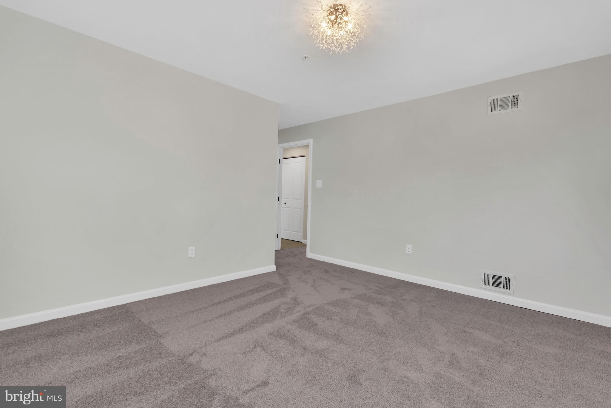 616 Hyde Road Silver Spring, MD 20902 - Photo 29 of 41