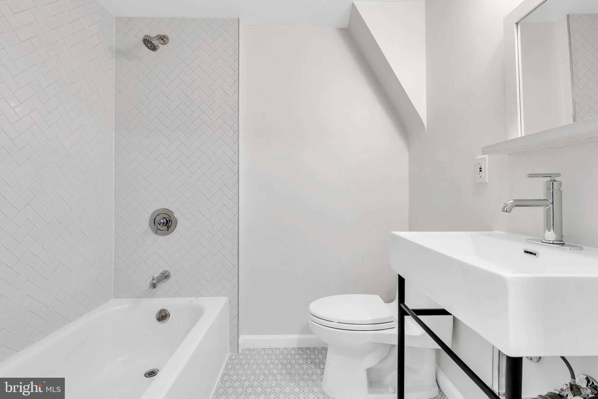 616 Hyde Road Silver Spring, MD 20902 - Photo 37 of 41