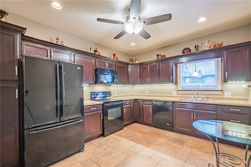 615 Spring Street Latrobe, PA 15650 - Photo 2 of 19 Gallery Image 2