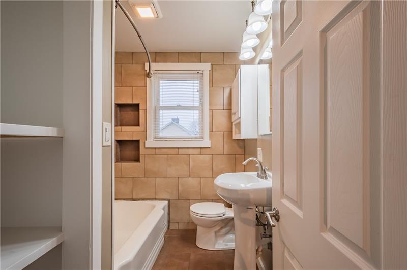 615 Spring Street Latrobe, PA 15650 - Photo 14 of 19 Gallery Image 14