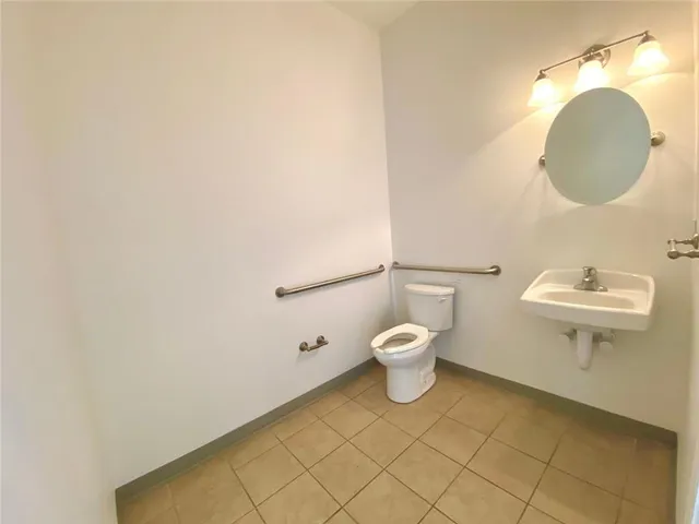 $2,900 | 3824 Highlands Parkway Southeast, Unit 9, Smyrna, GA 30082