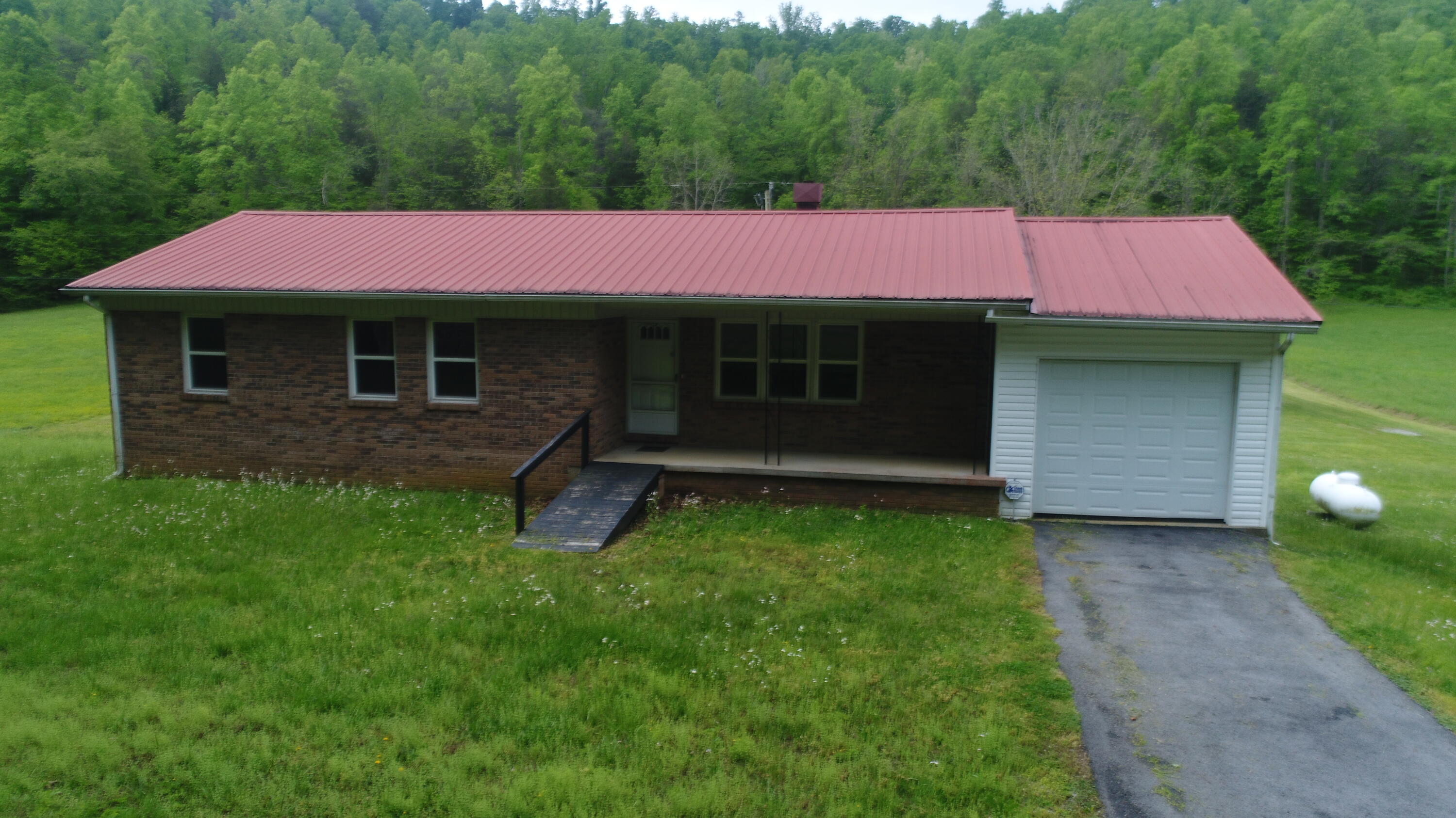 4175 Cannonball Road Somerset, KY 42501 - Photo 28 of 28 DJI_0945