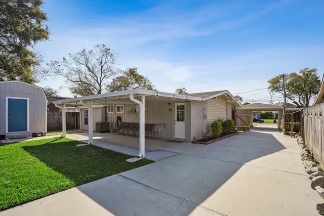 $261,500 | 8127 Karen Street, Metairie, LA 70003