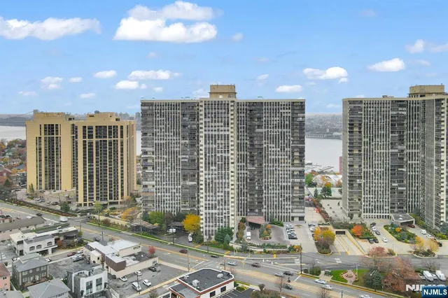 a view of a building with sitting space