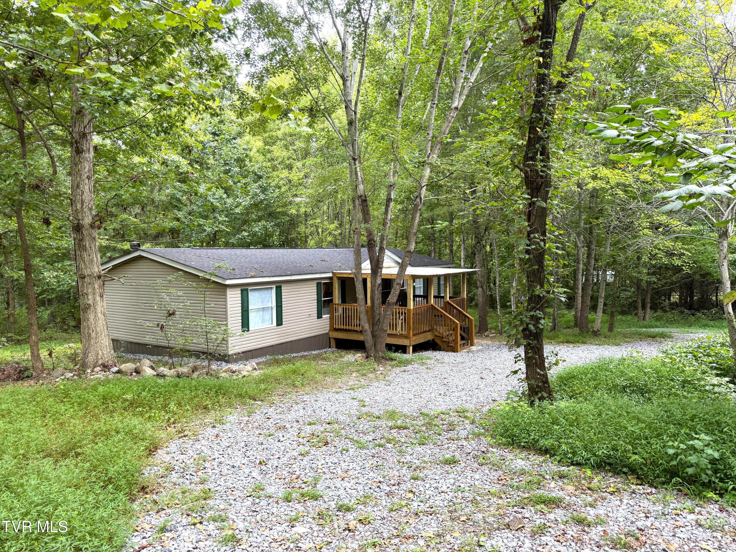 410 Angel Way Newport, TN 37821 - Photo 28 of 35 27