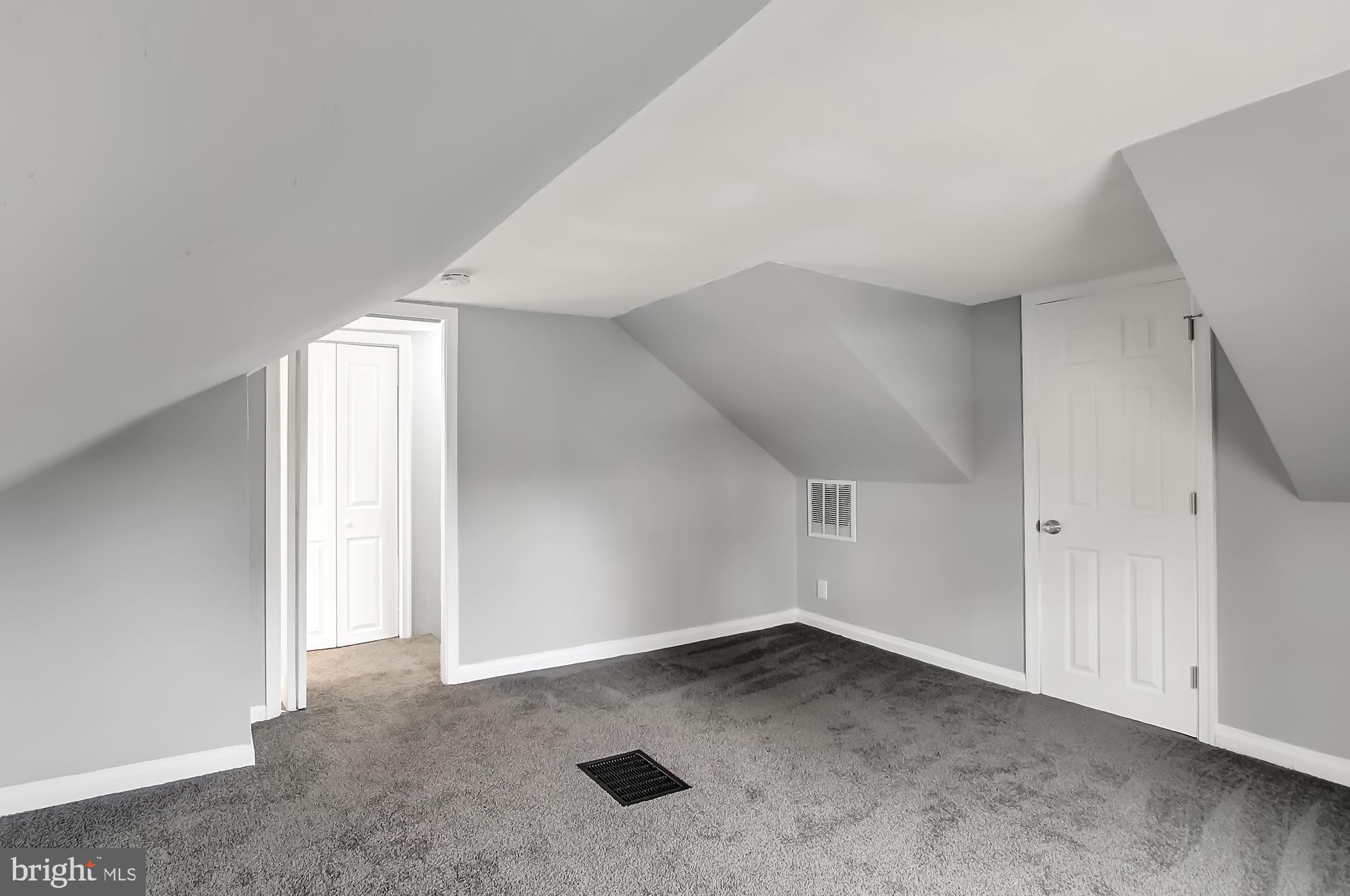 31 Stemmers Run Road Baltimore, MD 21221 - Photo 14 of 26 Gallery Image 14