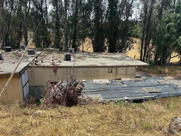 $1,050,000 | 6675 Petersen Road, Petaluma, CA 94952