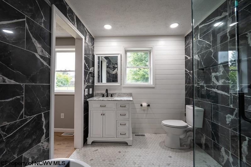 1613 Clifton Road Fairmont, WV 26554 - Photo 21 of 44 Gallery Image 21