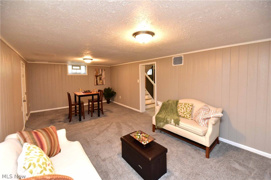1313 Winston Road Cleveland, OH 44121 - Photo 24 of 25