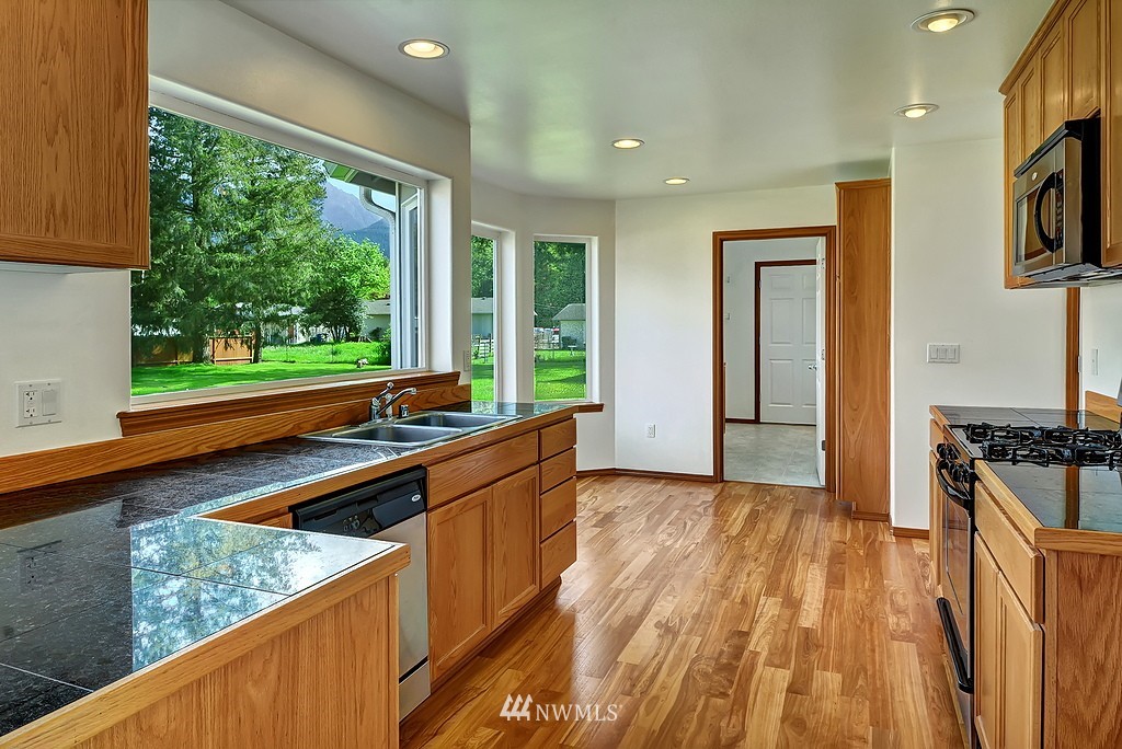 307 May Creek Road Gold Bar, WA 98251 - Photo 3 of 16 Gallery Image 3