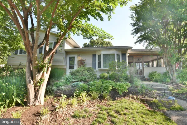 $590,000 | 422 Porpoise Lane, Riva, MD 21140