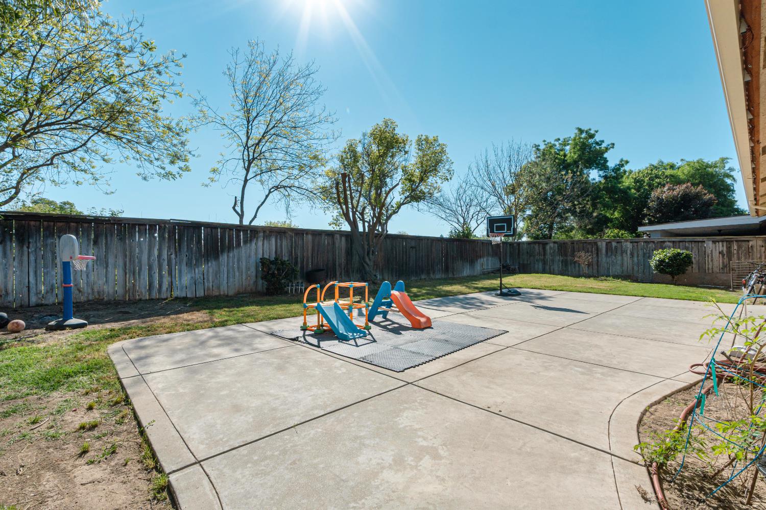 721 Via Cerioni Madera, CA 93637 - Photo 24 of 24 a view of a backyard with couches and plants