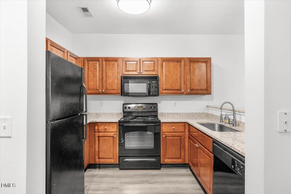 2610 Oldgate Drive, Unit 304 Raleigh, NC 27604 - Photo 6 of 17 03-2610 Oldgate-3