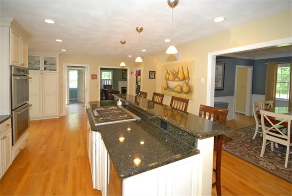 169 7 Star Road Groveland, MA 01834 - Photo 4 of 25 Gallery Image 4