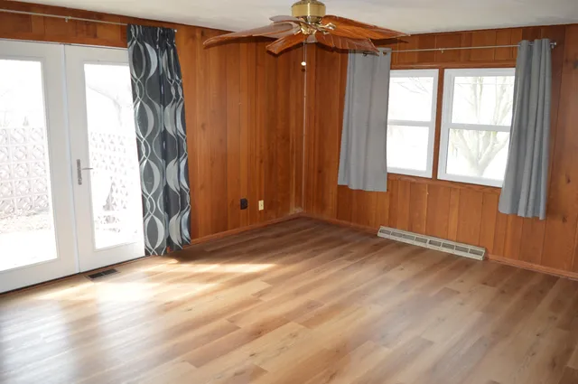 $399,900 | 1002 Ellen Avenue, Madison, WI 53716