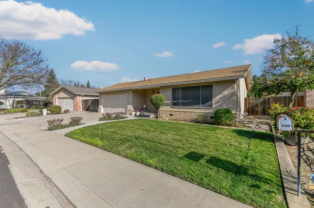 $469,996 | 1208 Ojai Lane, Modesto, CA 95355