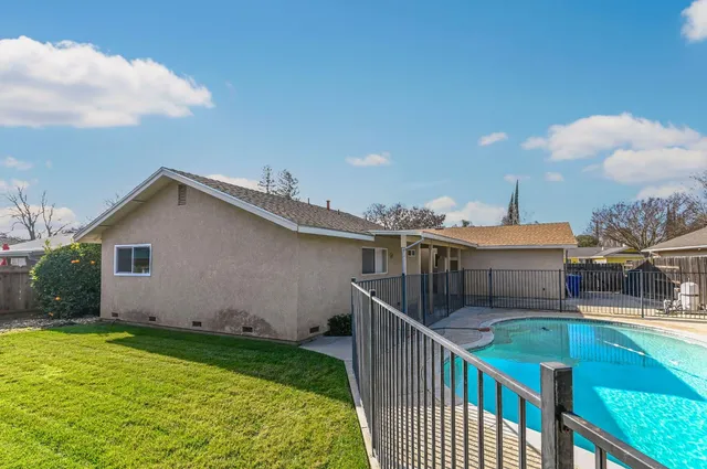 $469,996 | 1208 Ojai Lane, Modesto, CA 95355