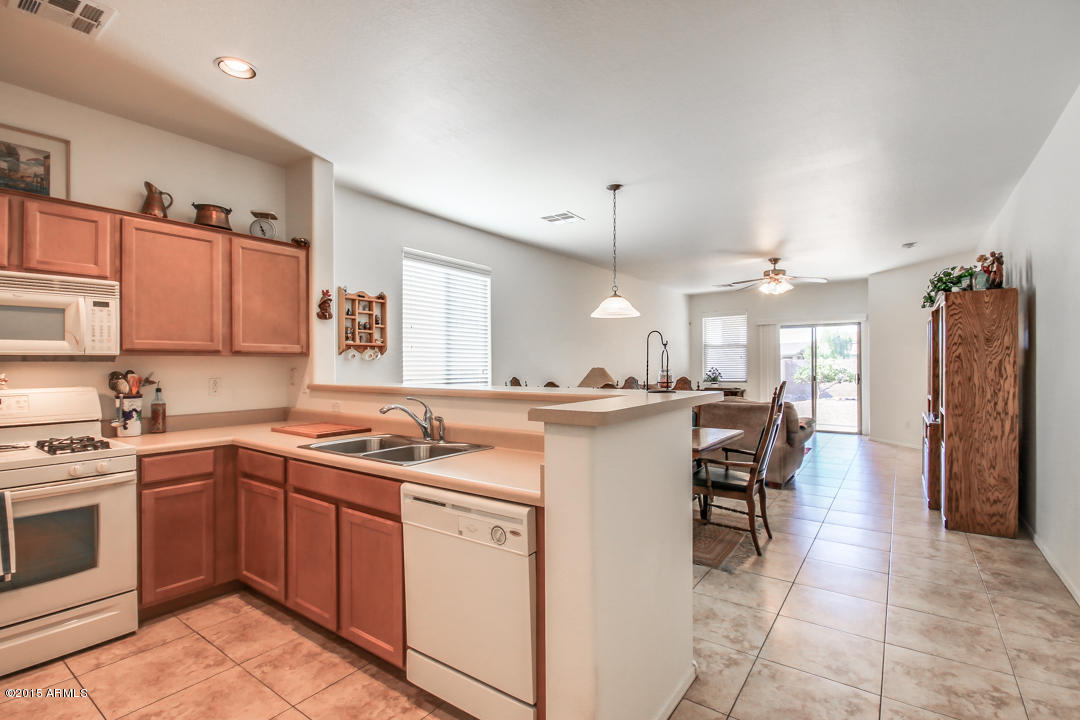 44093 Roth Road Maricopa, AZ 85138 - Photo 14 of 32 Roth-14