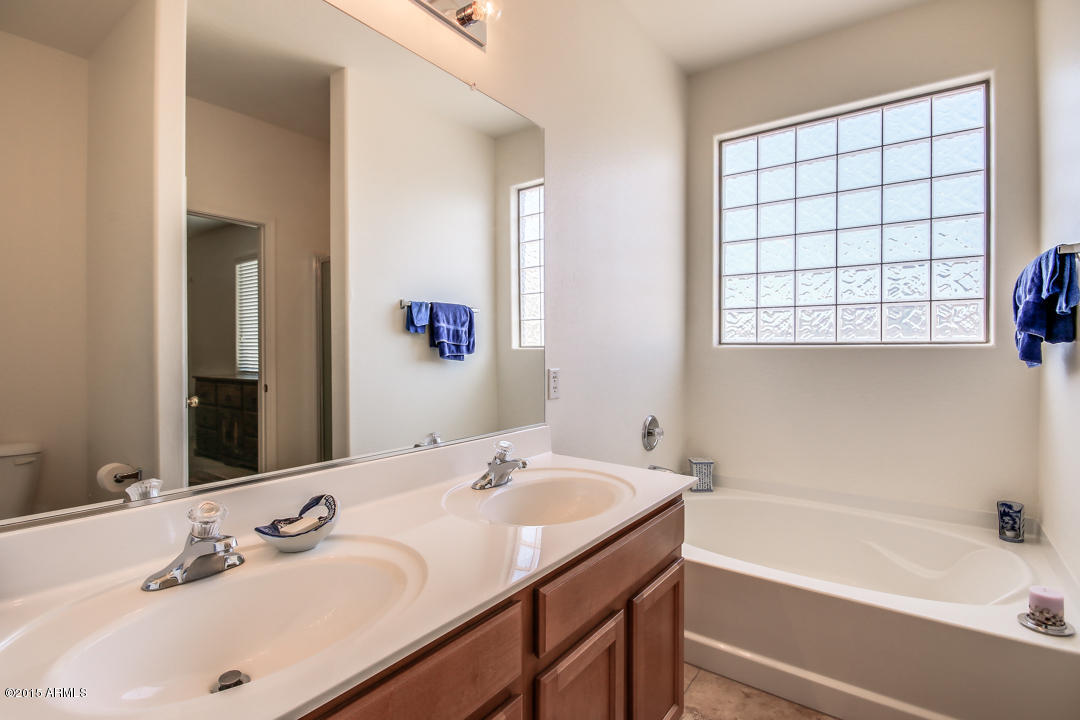 44093 Roth Road Maricopa, AZ 85138 - Photo 22 of 32 Roth-22