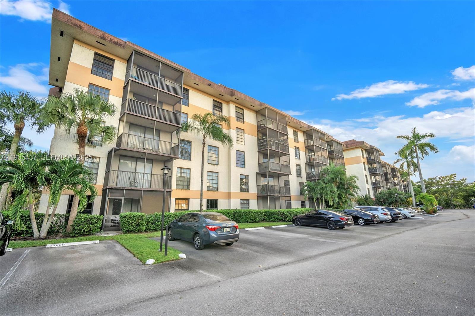 5570 Northwest 44th Street, Unit 401A Lauderhill, FL 33319 - Photo 16 of 19