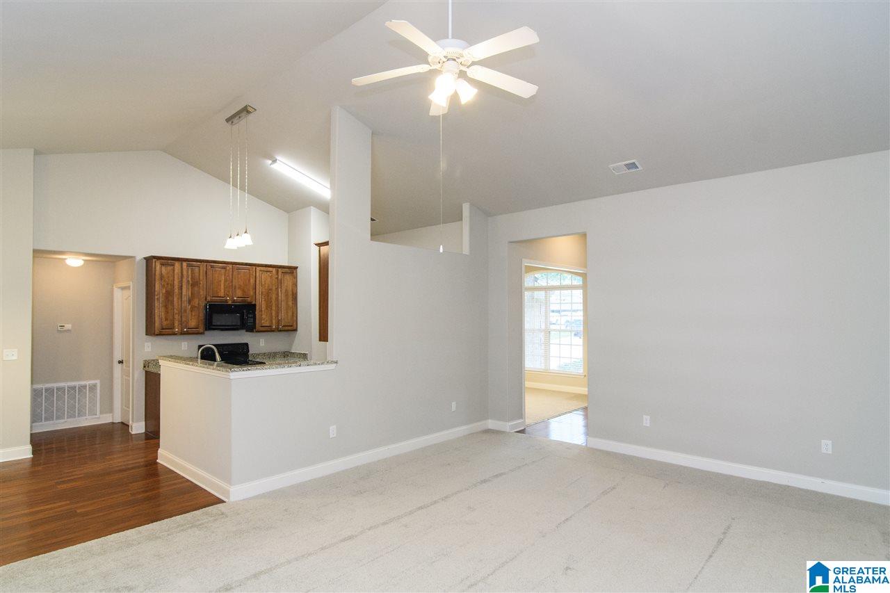 205 Cedar Meadow Parkway Alabaster, AL 35114 - Photo 16 of 36