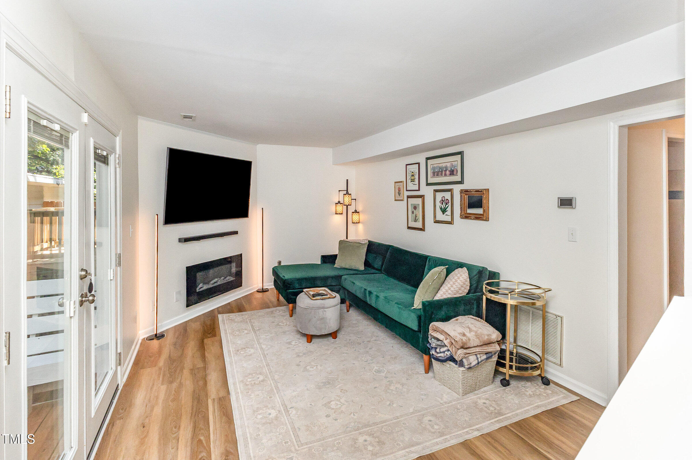 661 Bashford Road Raleigh, NC 27606 - Photo 5 of 18 007_kv0a3051-edit_832