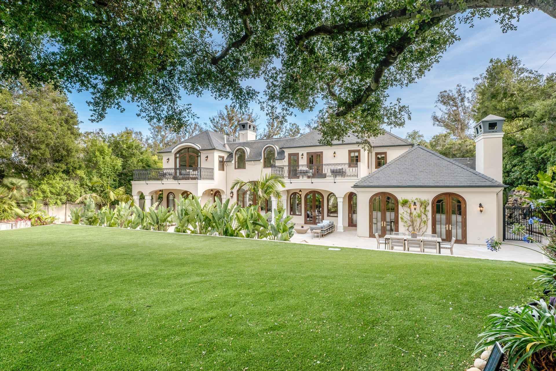 2084 East Valley Road, Unit SHARE 1 Santa Barbara, CA 93108 - Photo 26 of 35 a front view of a house with a garden