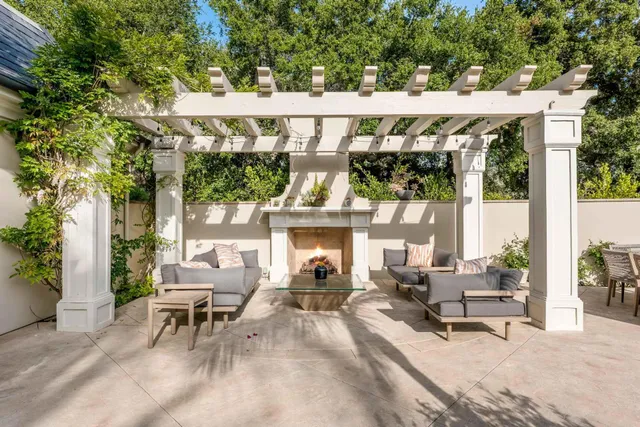 $1,395,000 | 2084 East Valley Road, Unit SHARE 1, Santa Barbara, CA 93108