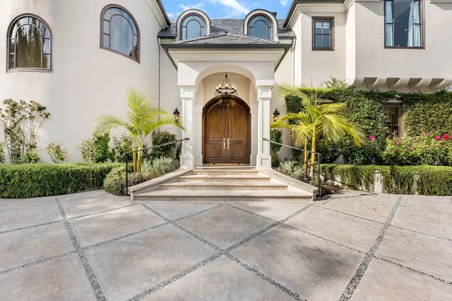 $1,395,000 | 2084 East Valley Road, Unit SHARE 1, Santa Barbara, CA 93108