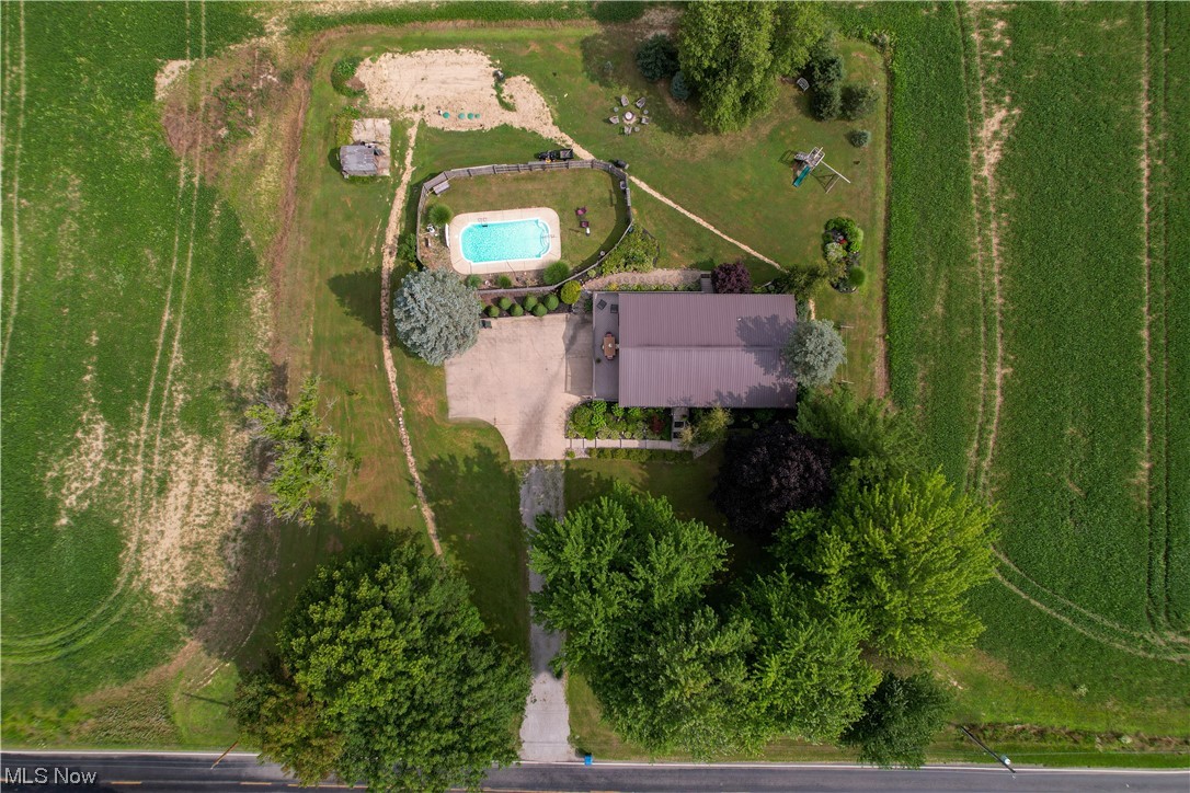 41580 Biggs Road Lagrange, OH 44050 - Photo 4 of 33