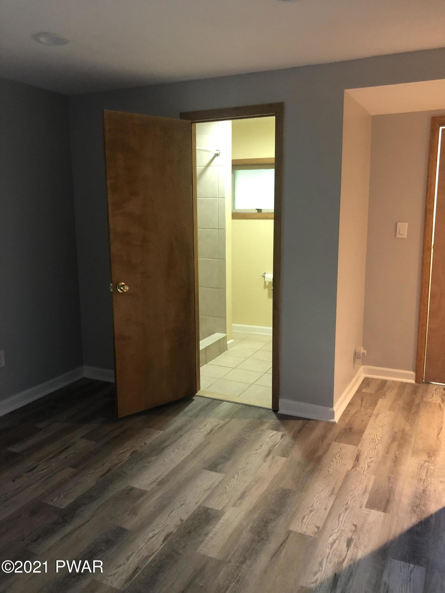 1147 Mustang Road Lake Ariel, PA 18436 - Photo 17 of 38 bath bed 1