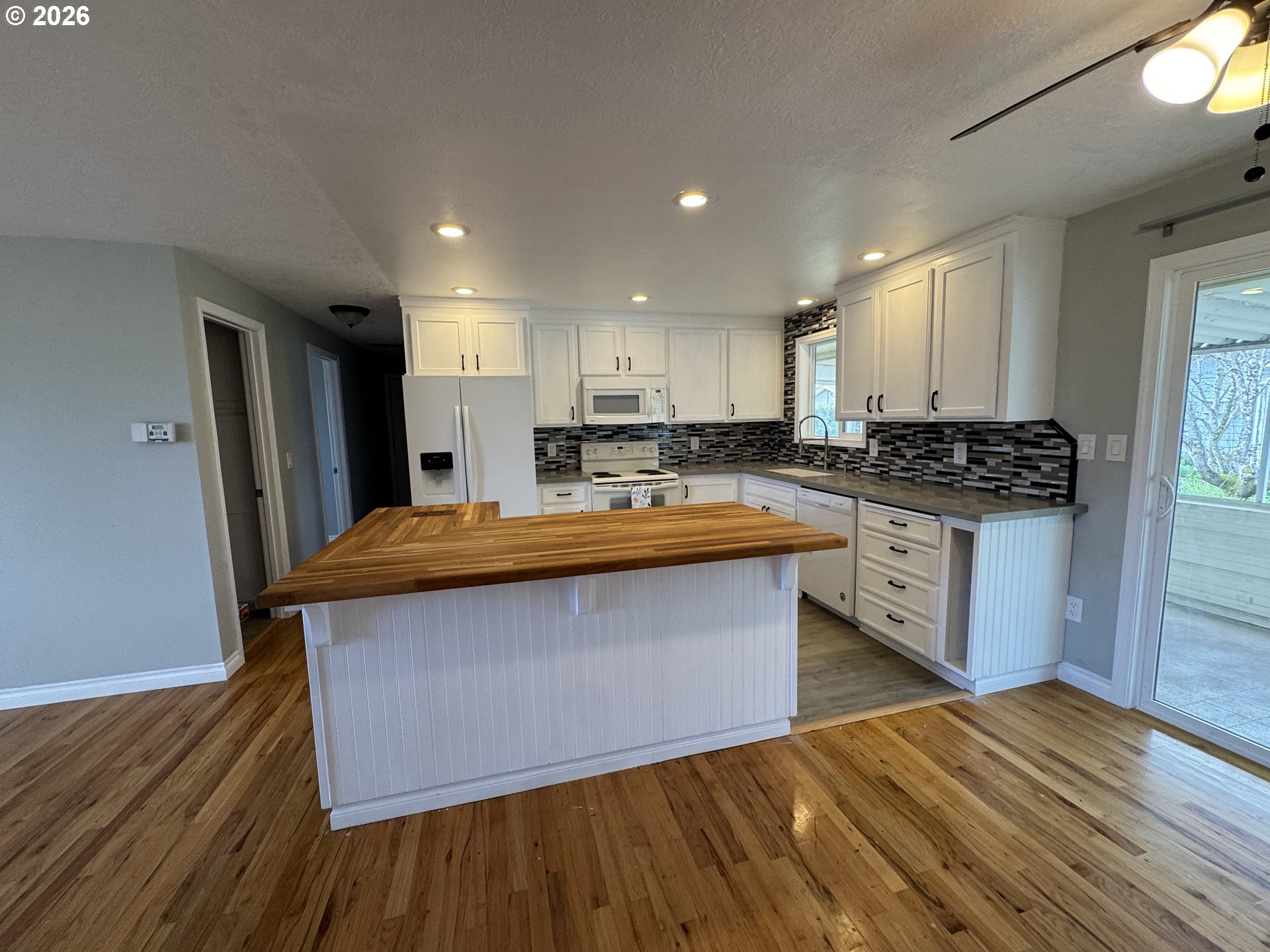 1845 Sallal Road Woodburn, OR 97071 - Photo 7 of 15