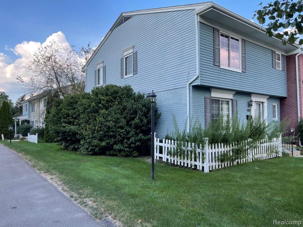 32280 West 12 Mile Road Farmington, MI 48334 - Photo 2 of 22