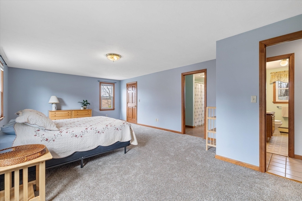 18 Prouty Lane Rutland, MA 01543 - Photo 13 of 40