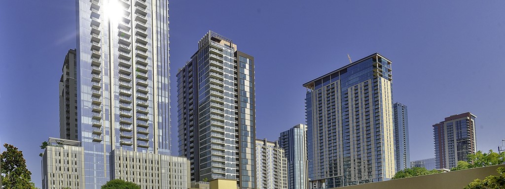 40 North Interstate Highway 35, Unit 2C2 Austin, TX 78701 - Photo 23 of 35 a view of a city with tall buildings