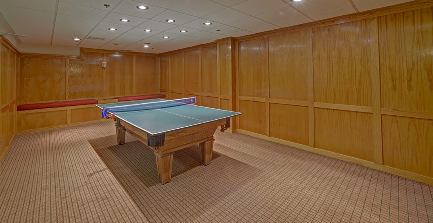 40 North Interstate Highway 35, Unit 2C2 Austin, TX 78701 - Photo 30 of 35 a view of kitchen with stainless steel appliances granite countertop cabinets and road view
