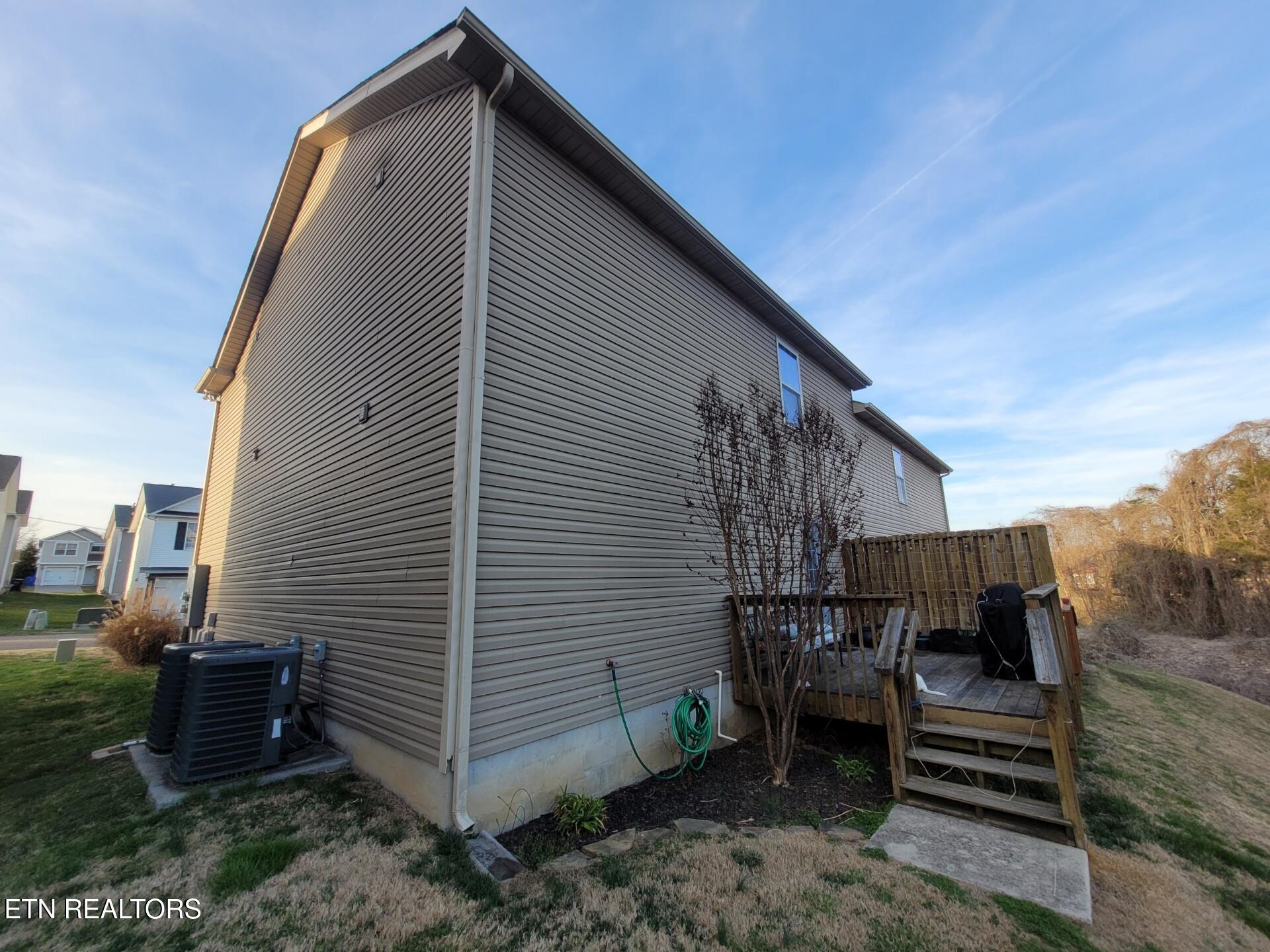 2312 Denham Way Powell, TN 37849 - Photo 4 of 8 1000034570