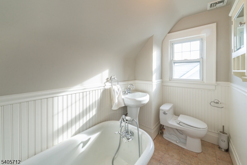 479 Grove Street Montclair, NJ 07043 - Photo 18 of 24