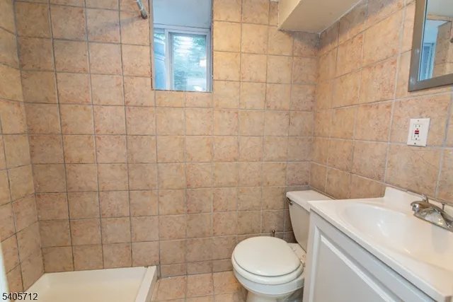 $6,500 | 479 Grove Street, Montclair, NJ 07043