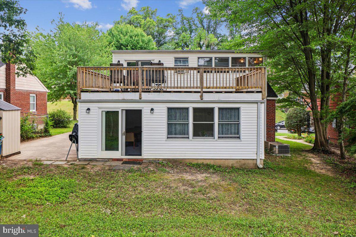 2709 Fenimore Road Silver Spring, MD 20902 - Photo 4 of 41 Upper Level Deck