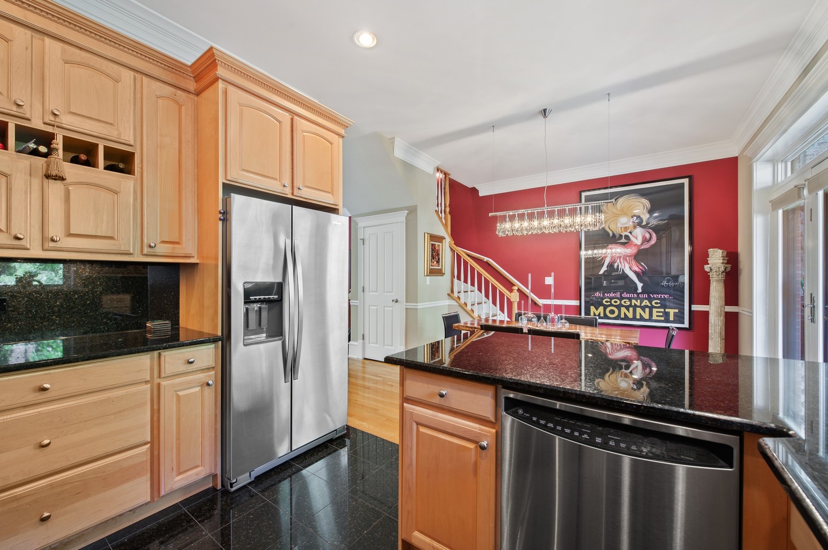 1910 West Addison Street, Unit A Chicago, IL 60613 - Photo 8 of 24 Gallery Image 8