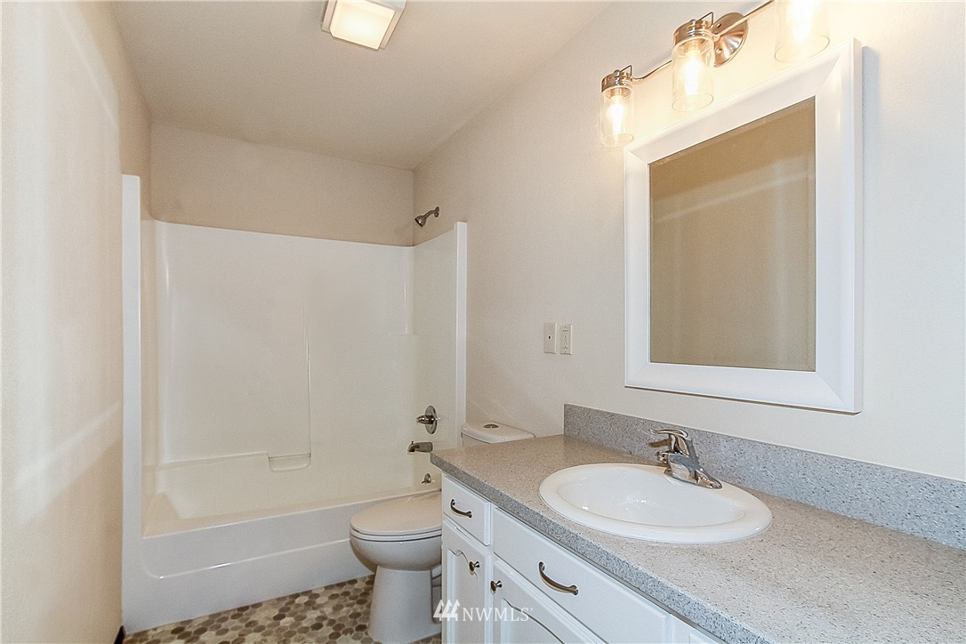 130 South Waugh Road Mount Vernon, WA 98274 - Photo 15 of 21 Gallery Image 15