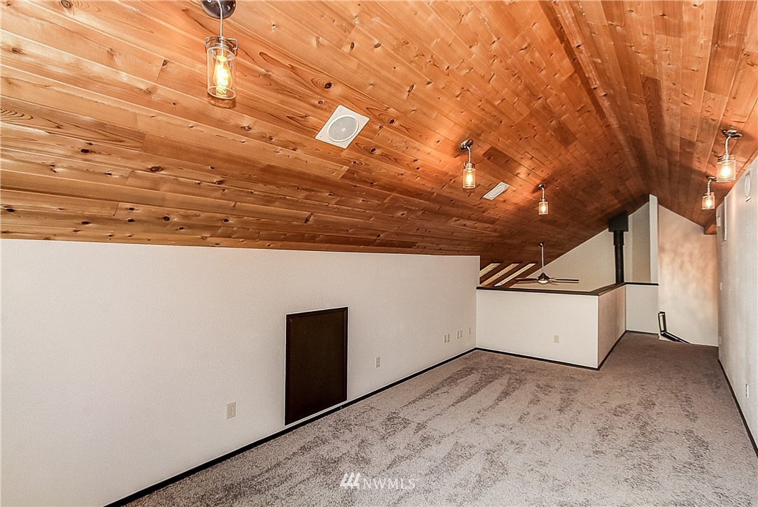 130 South Waugh Road Mount Vernon, WA 98274 - Photo 18 of 21 Gallery Image 18