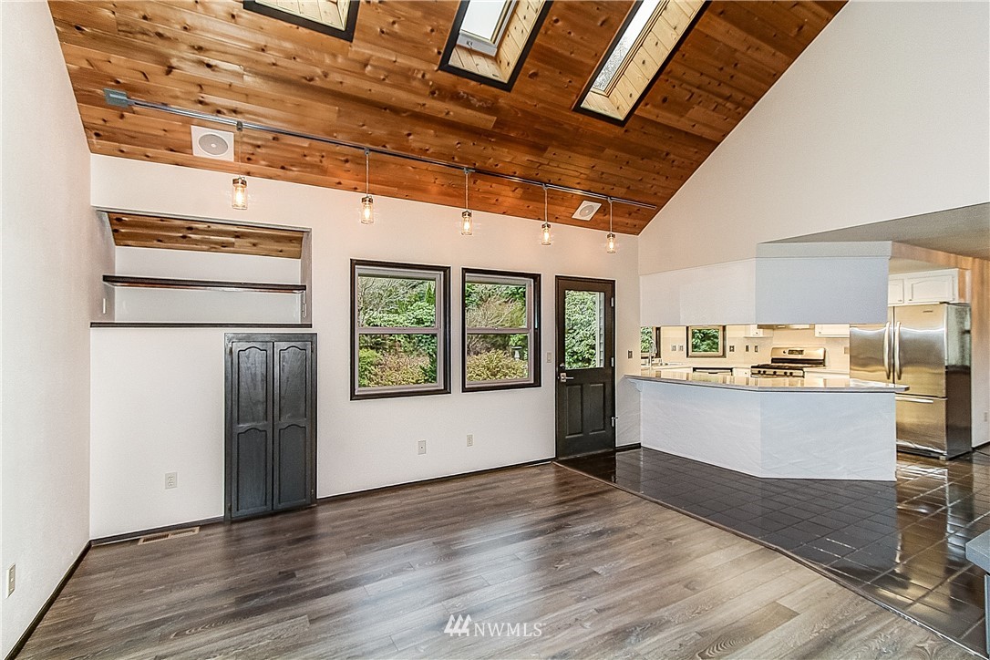 130 South Waugh Road Mount Vernon, WA 98274 - Photo 8 of 21 Gallery Image 8