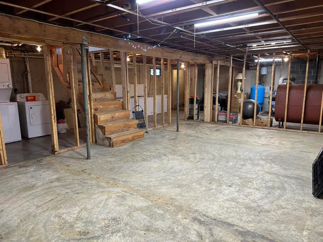 $399,900 | 233 Eaton Mountain Road, Skowhegan, ME 04976