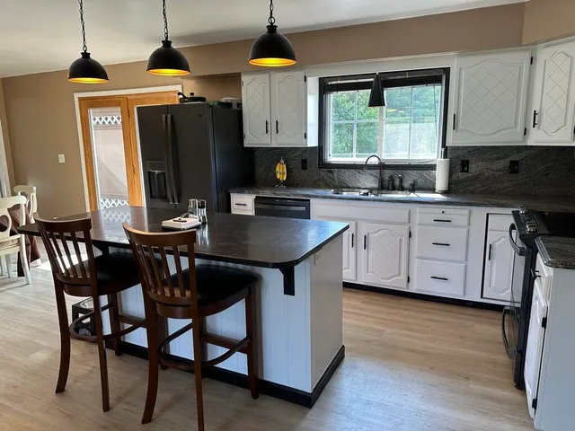 $399,900 | 233 Eaton Mountain Road, Skowhegan, ME 04976