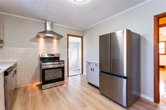 $3,000 | 32 Deland Park B, Perinton, NY 14450