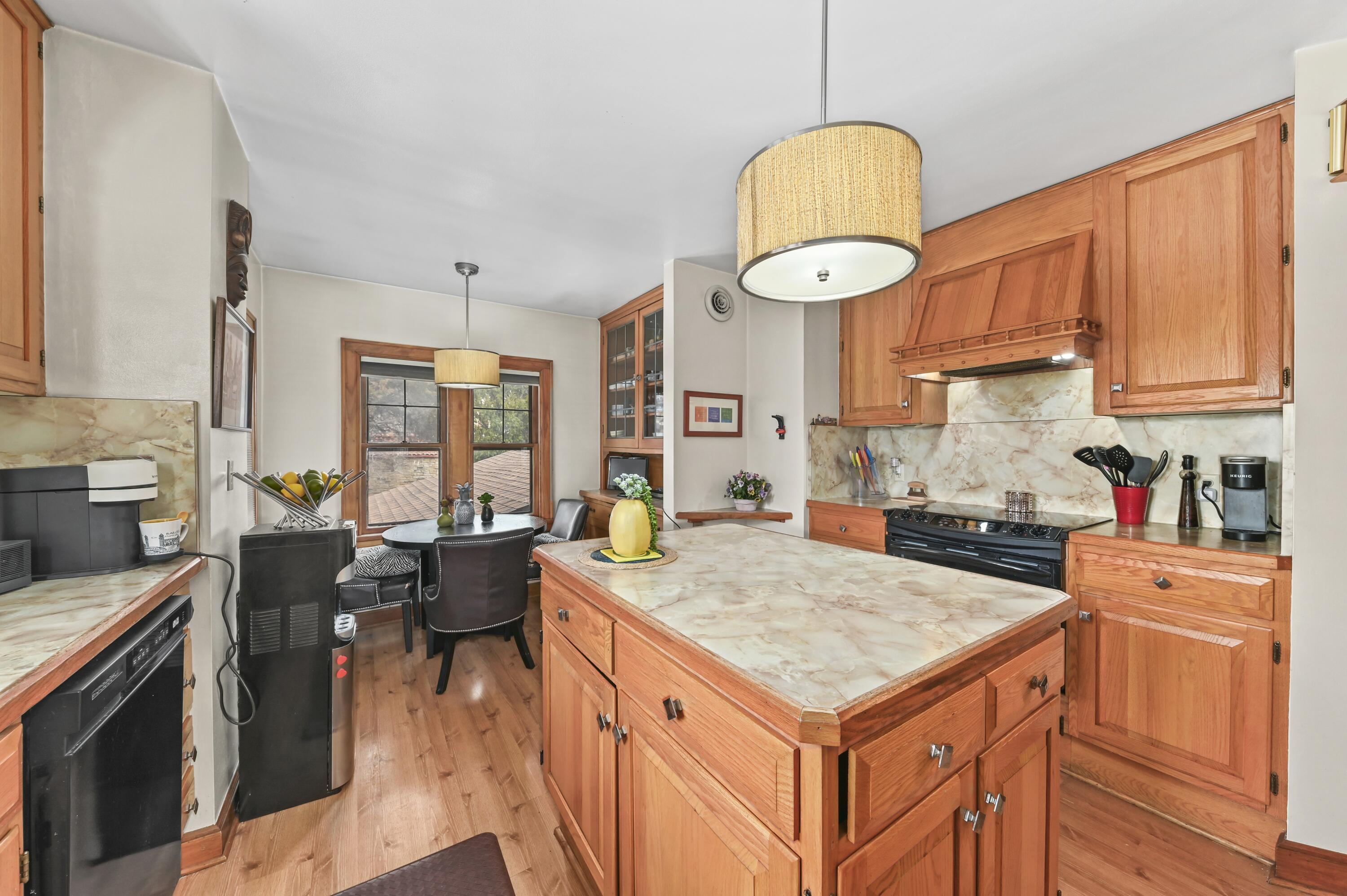 3290 North 44th Street Milwaukee, WI 53216 - Photo 11 of 26 EUP_9205