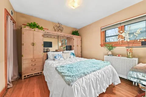 $239,900 | 3290 North 44th Street, Milwaukee, WI 53216