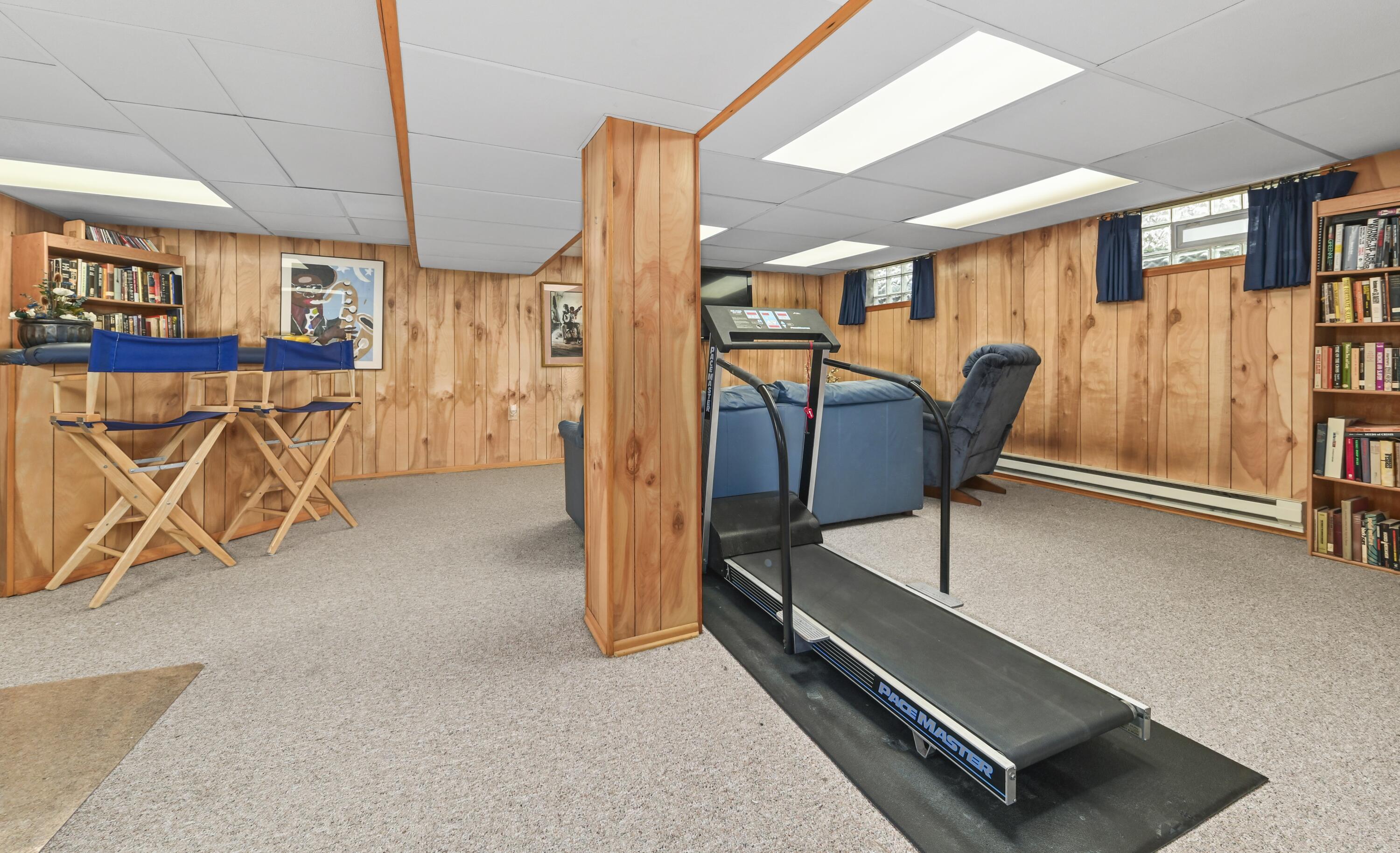 3290 North 44th Street Milwaukee, WI 53216 - Photo 22 of 26 EUP_9226